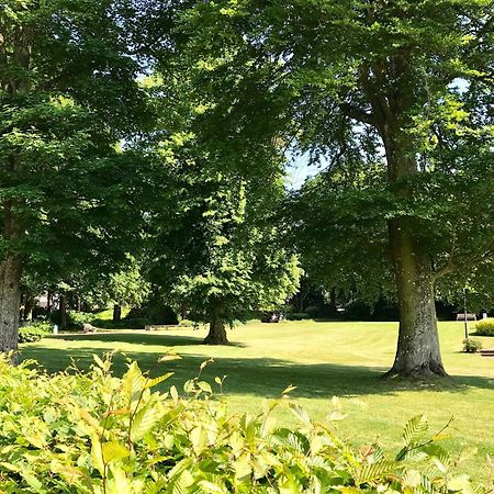 Ferienwohnung Skowronek Am Kurpark 格吕克斯堡 外观 照片